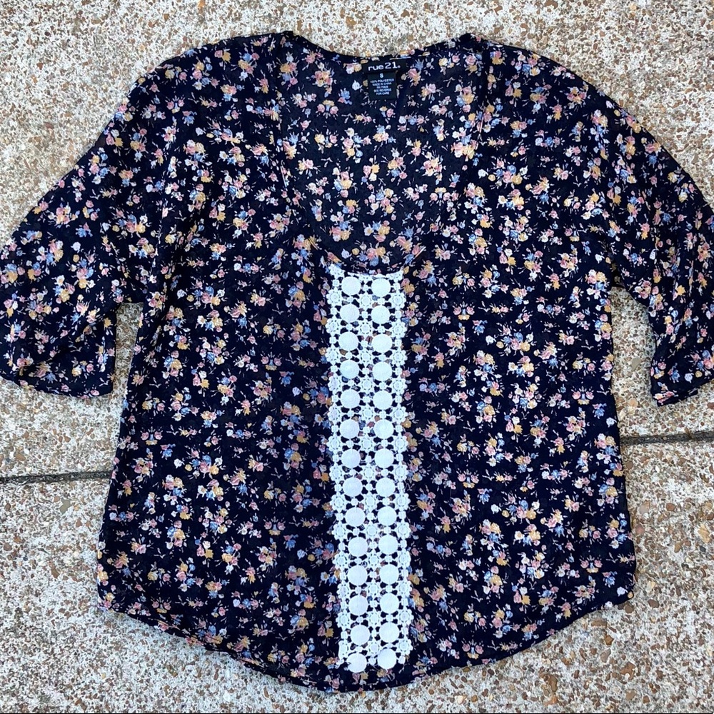 Rue 21 Floral Blouse